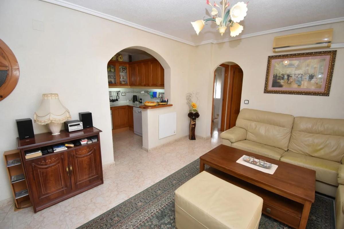 Продажа таунхауса в Barrio Los Balcones y los Altos , Ориуэла photo 2