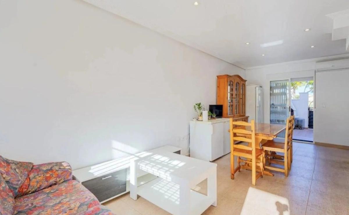 Sale of townhouse in Calle 35 la Florida , Orihuela photo 2