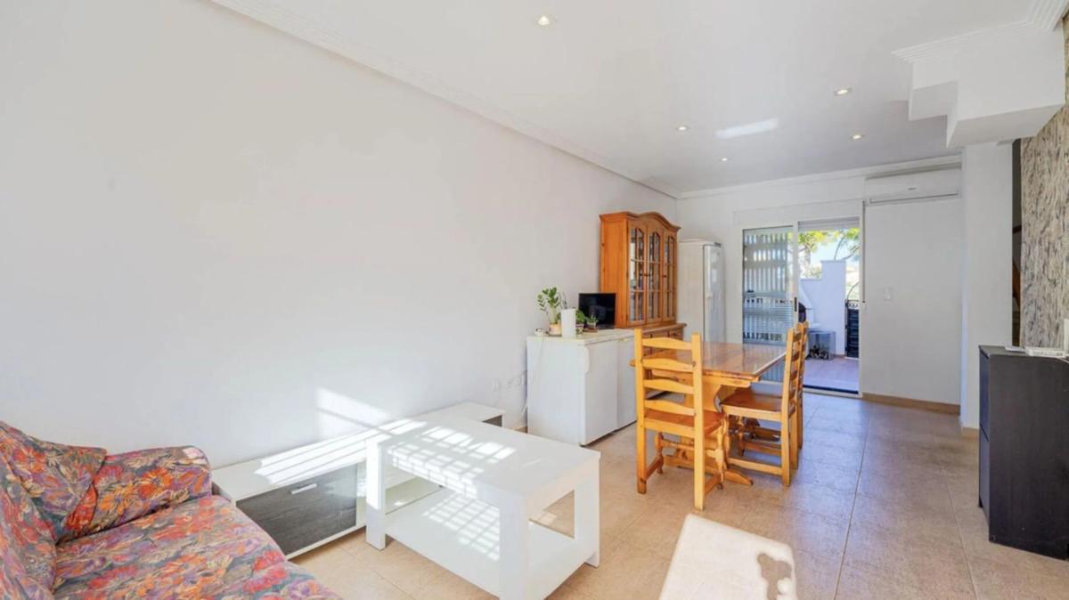 Продажа таунхауса в  Calle Trepadora , Ориуэла photo 5