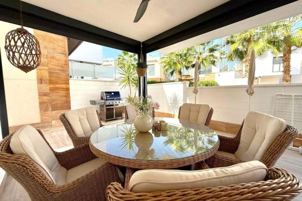 Independent chalet for sale in Barrio Los Dolses, Orihuela
 photo 1