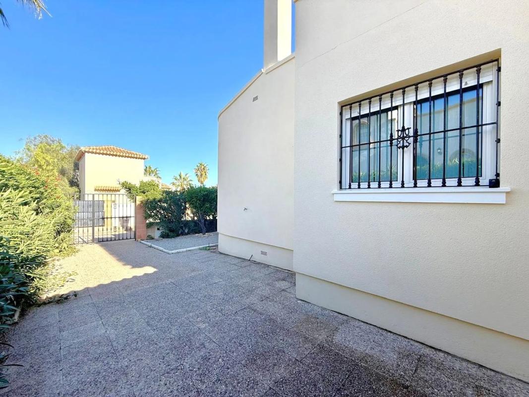 Sprzedaż niezależnego domku jednorodzinnego w Barrio Los Dolses, Orihuela photo 3