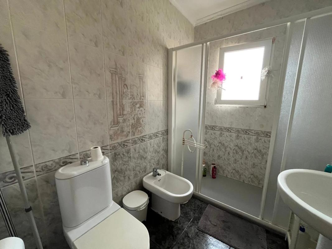 Properties for sale and rent in Spain photo 4
