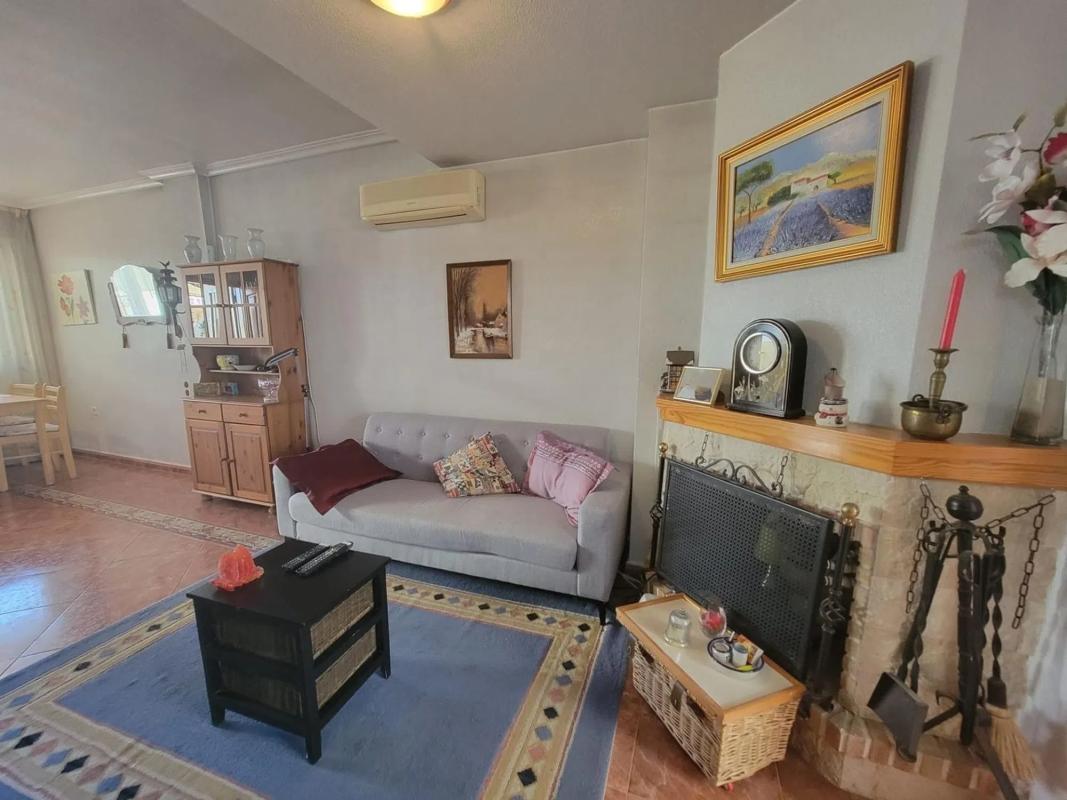 Sale of independent chalet in Barrio Playa Flamenca, Orihuela
 photo 3