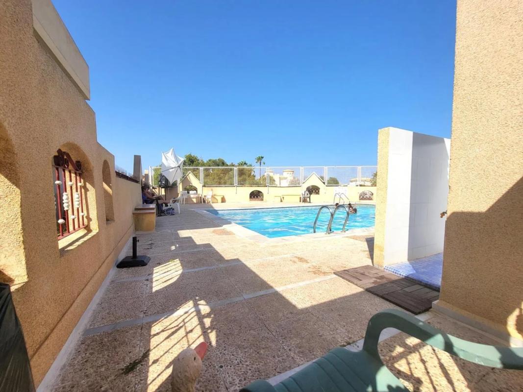 Sale of independent chalet in Barrio Playa Flamenca, Orihuela
 photo 5