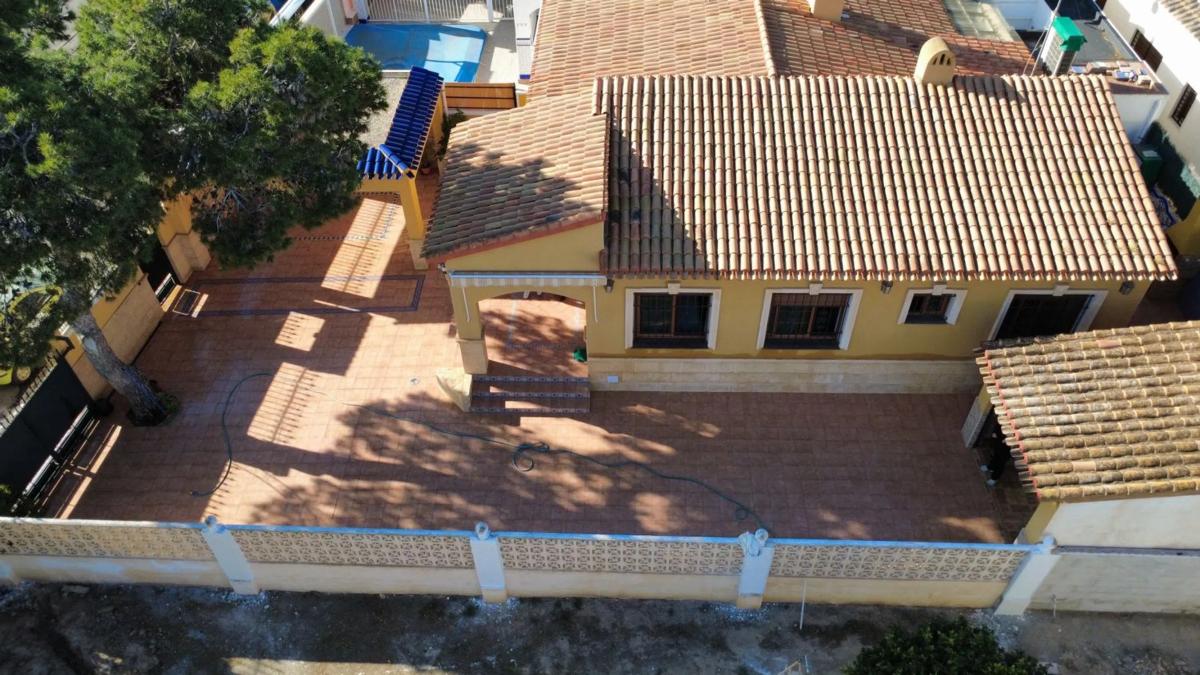 Properties for sale and rent in Spain photo 1