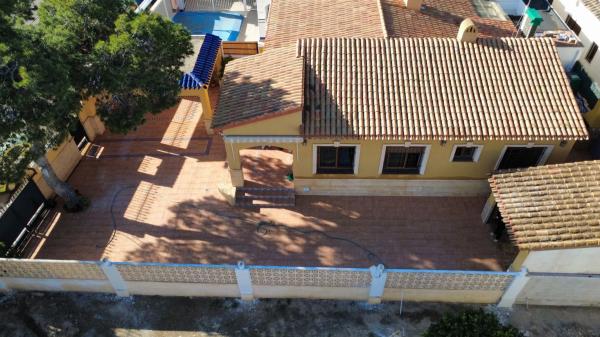 Chalet pareado photo 1