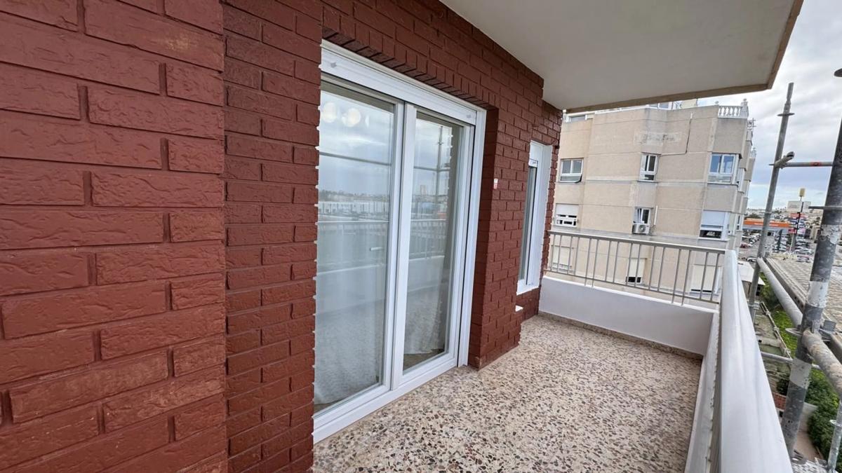 Venta de piso en Avenida del Mar, 2, Orihuela
 photo 3