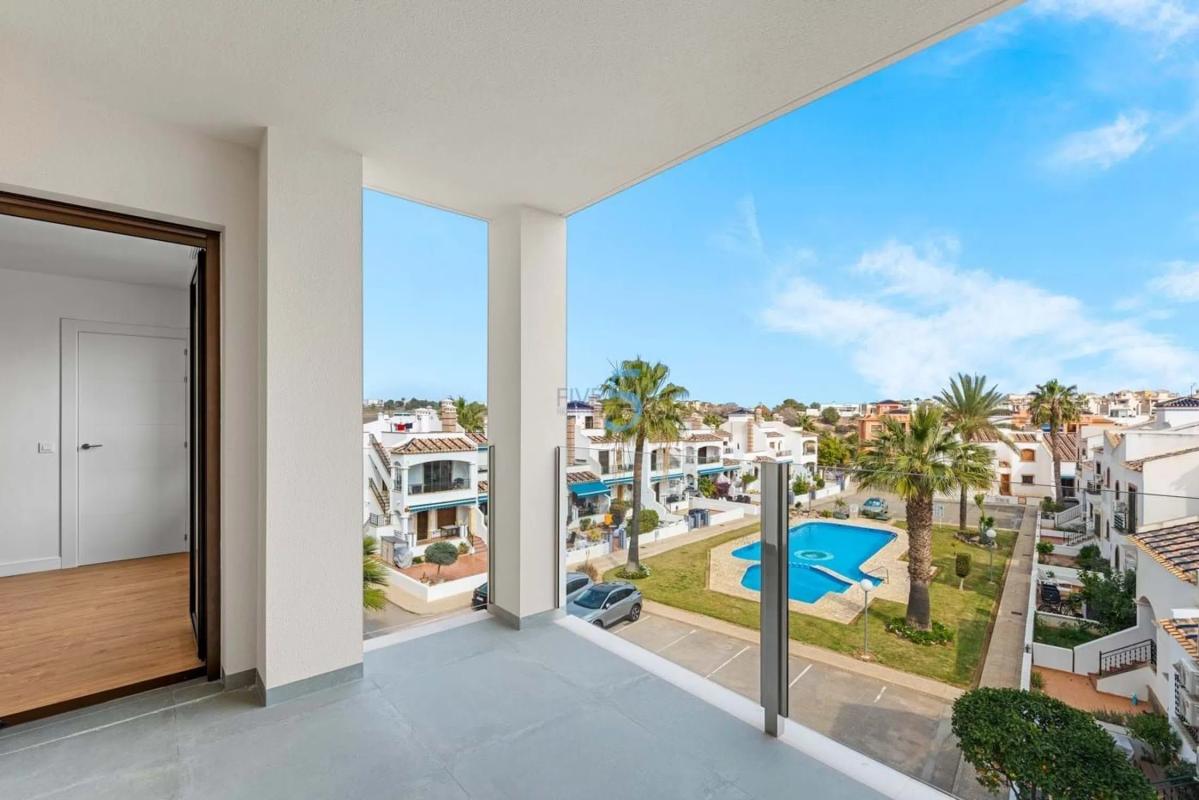 Venta de piso en Barrio Villamartín, Orihuela
photo 4