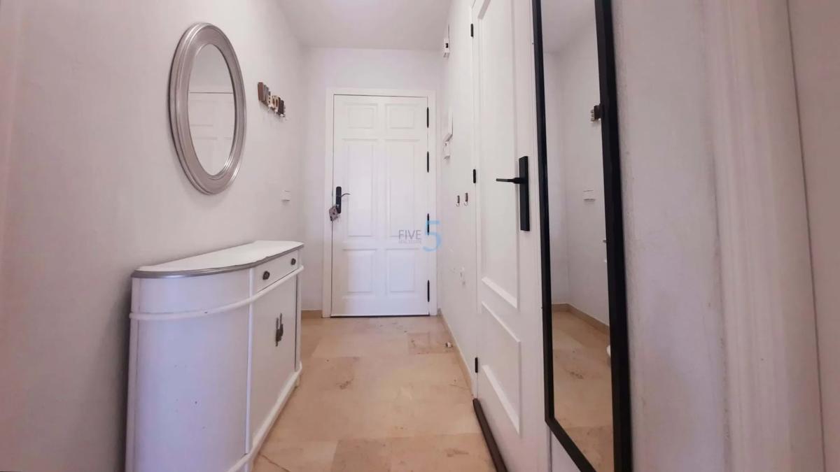 Продажа отдельного шале в  Barrio Villamartín, Ориуэла photo 4