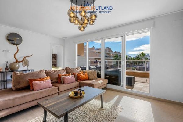 Venta de piso en Calle Tomás Bretón, Orihuela
 photo 1