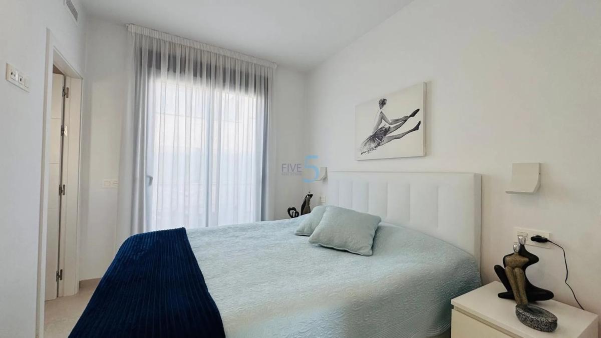 Venta de chalet independiente en Barrio Villamartín, Orihuela
 photo 2
