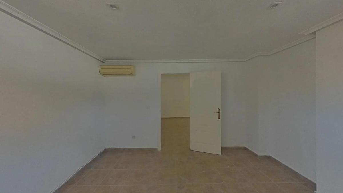 Venta de chalet independiente en Calle Ebro, Orihuela
 photo 5