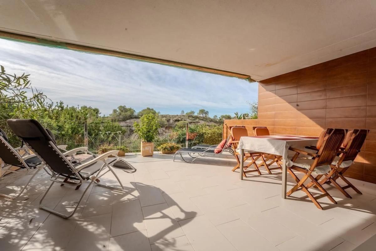 Sale of independent chalet in Calle Gibraltar, Orihuela
photo 3