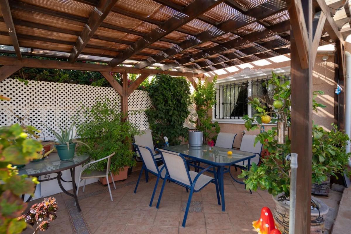 Venta de chalet independiente en Barrio Villamartín, Orihuela
photo 3