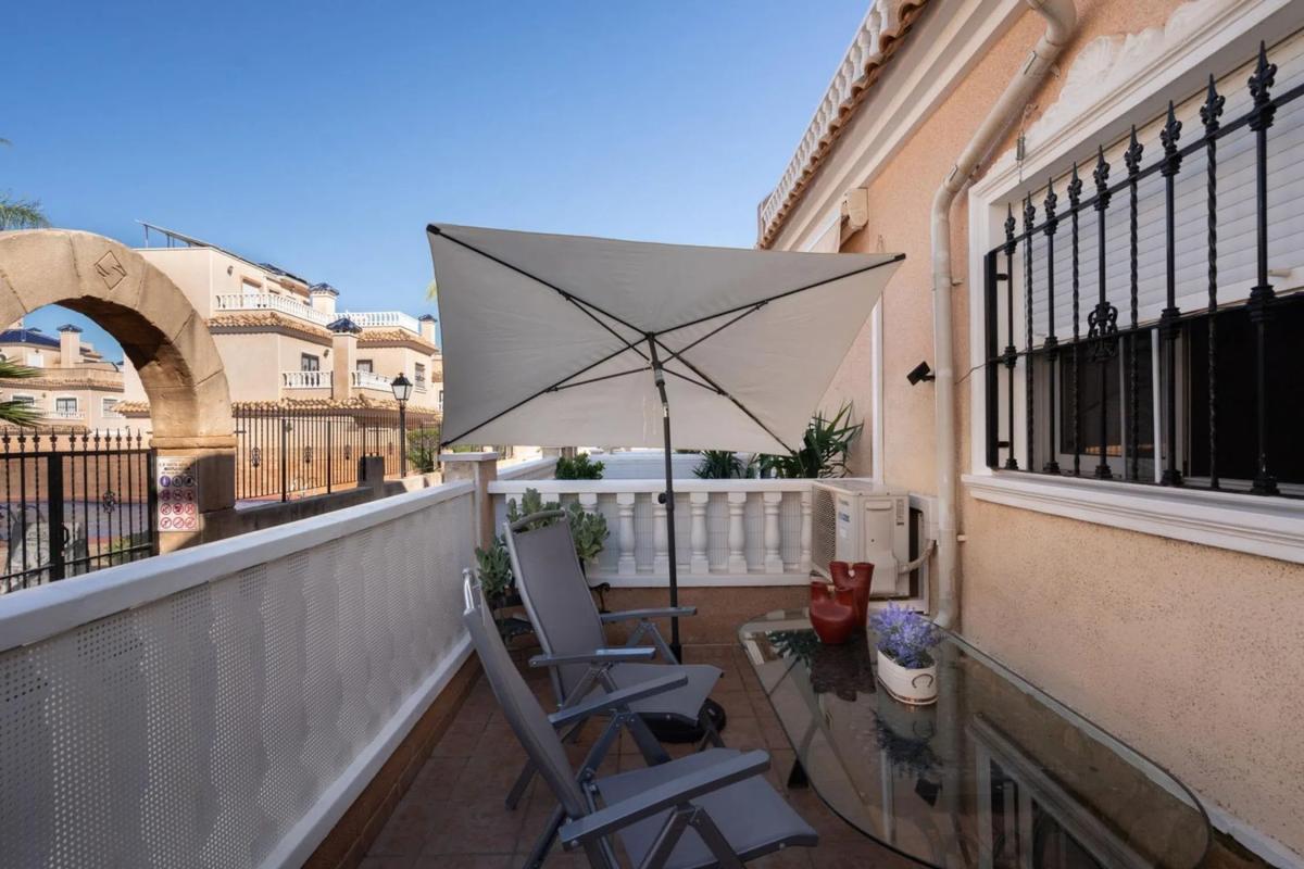 Venta de chalet independiente en Barrio Villamartín, Orihuela
photo 5