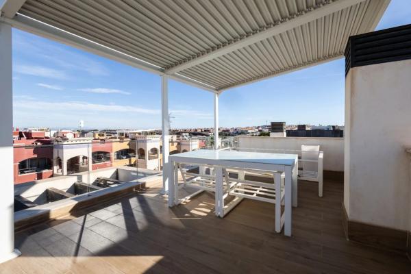 Chalet independiente en venta en Calle Navia, Orihuela
 photo 3