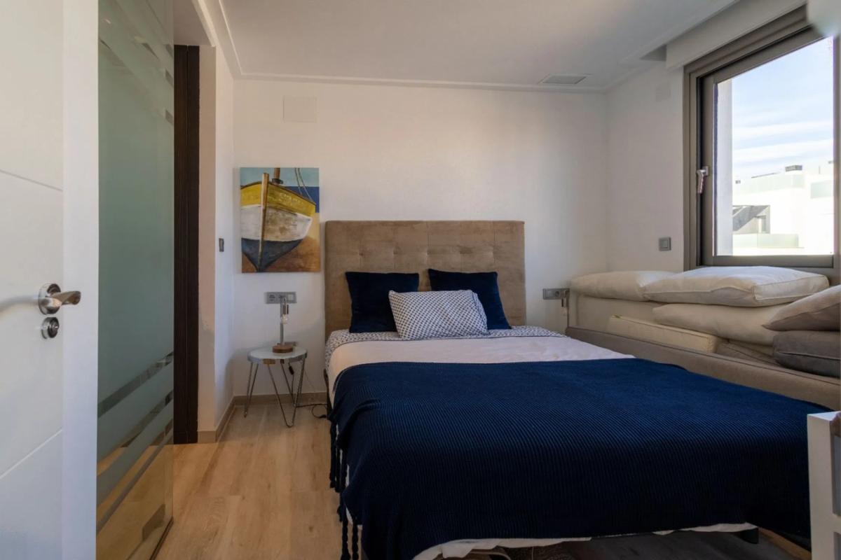 Venta de chalet independiente en Calle Navia, Orihuela
 photo 4