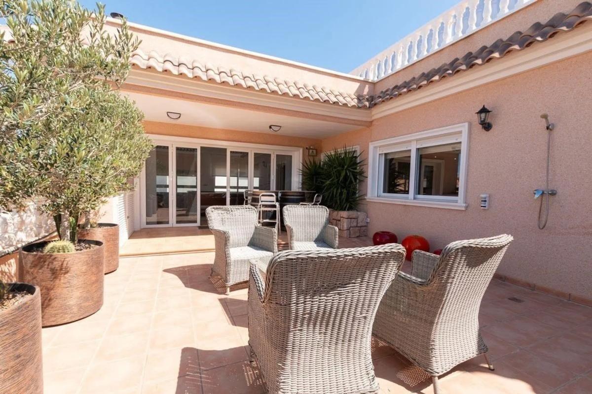Venta de piso en Calle Tramontana, Orihuela
photo 2