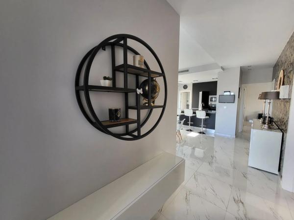 Chalet independiente en venta en Barrio Villamartín, Orihuela
 photo 2