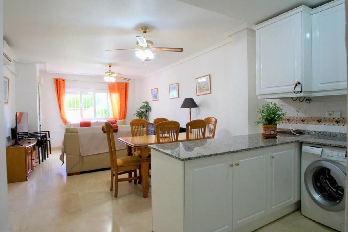 Venta de piso en Calle Tomás Bretón, Orihuela
 photo 2