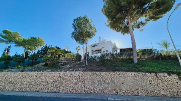 Chalet independiente en venta en Barrio Villamartín, Orihuela
 photo 2