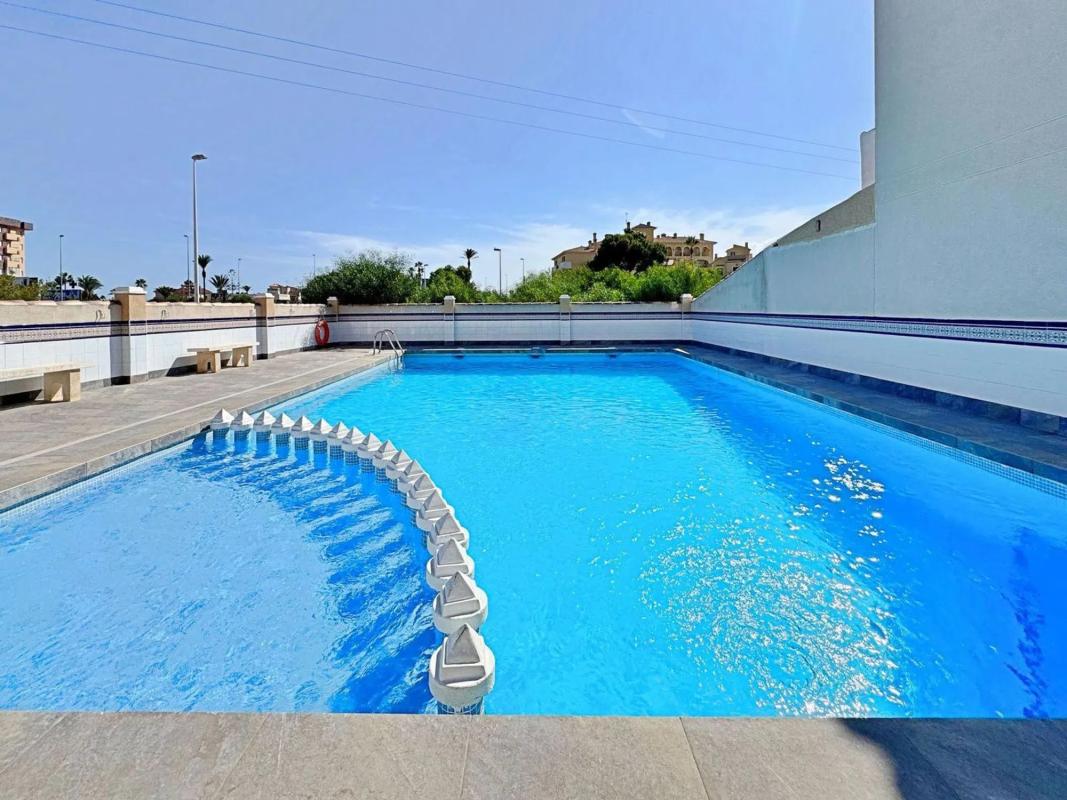 Venta de chalet independiente en Barrio Villamartín, Orihuela
 photo 3