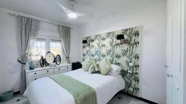 Venta de piso en Barrio Villamartín, Orihuela
photo 1