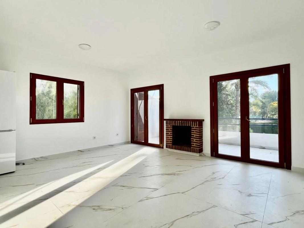 Venta de piso en Barrio Villamartín, Orihuela
 photo 2