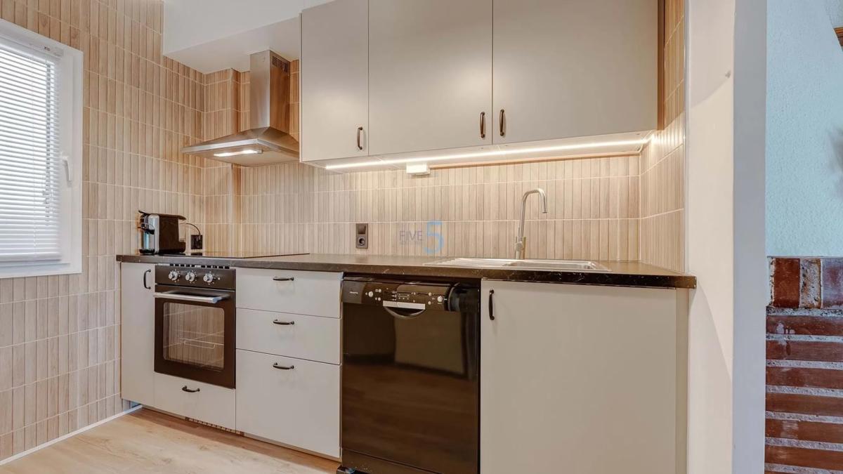 Sale of apartment in Barrio Villamartín, Orihuela
 photo 3