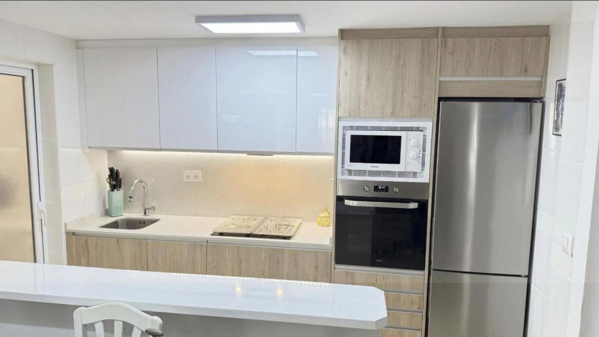 Venta de chalet independiente en Calle Pino Piñonero, Orihuela
 photo 2