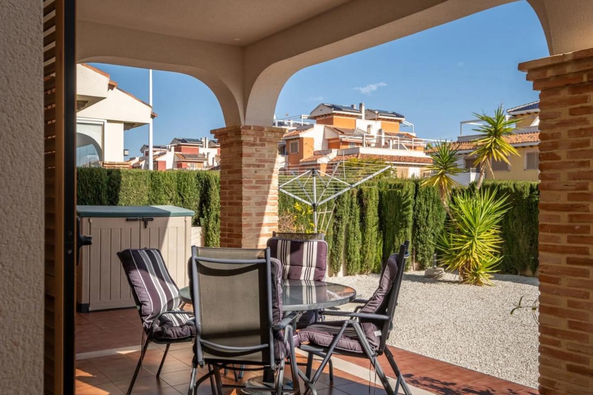 Venta de piso en Calle Pino Piñonero, 47, Orihuela
 photo 3