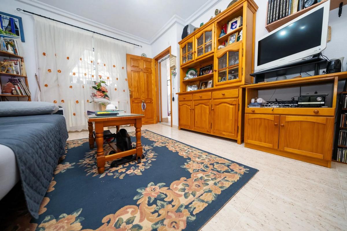Venta de piso en Barrio Zeniamar, Orihuela
 photo 3