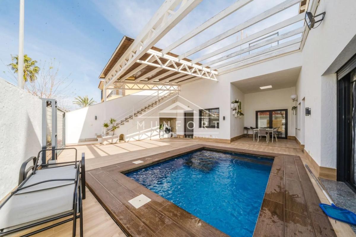 Sale of independent chalet in Torre de la Horadada, Pilar de la Horadada
photo 1
