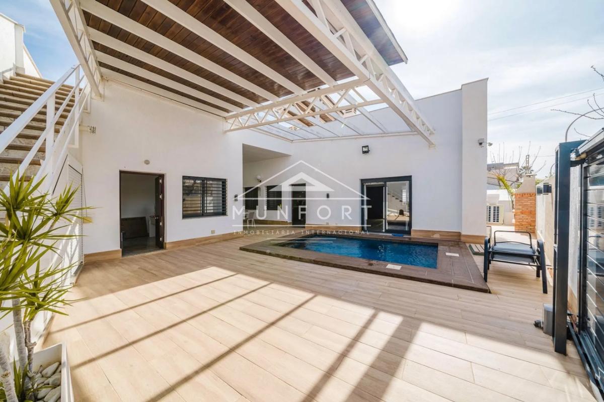 Sale of independent chalet in Torre de la Horadada, Pilar de la Horadada
photo 2