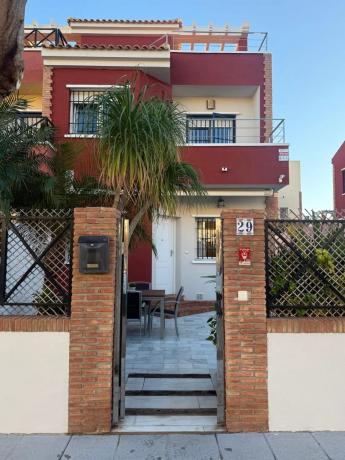 Chalet pareado photo 2
