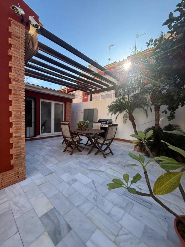 Properties for sale and rent in Spain photo 5