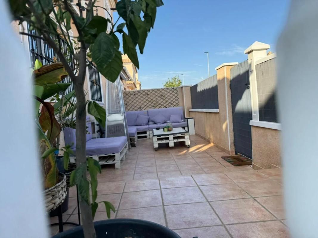 Sale of independent chalet in Torre de la Horadada, Pilar de la Horadada
photo 1