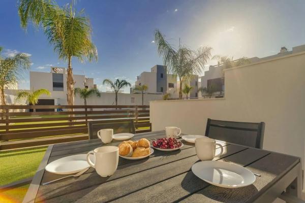 Venta de piso en Torre de la Horadada, Pilar de la Horadada
photo 1