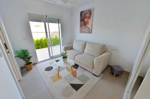 Chalet pareado en calle Comunidad Gallega s/n thumbnail 1