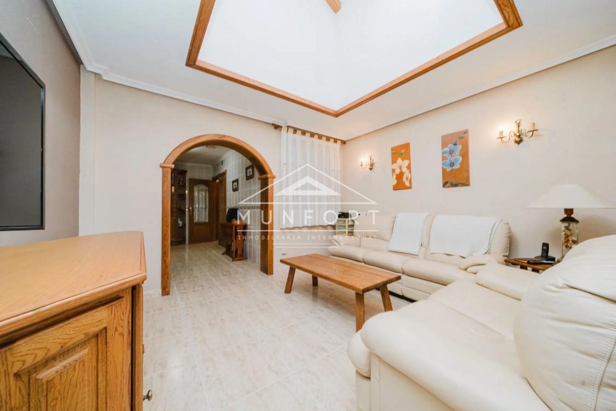 Properties for sale and rent in Spain photo 2