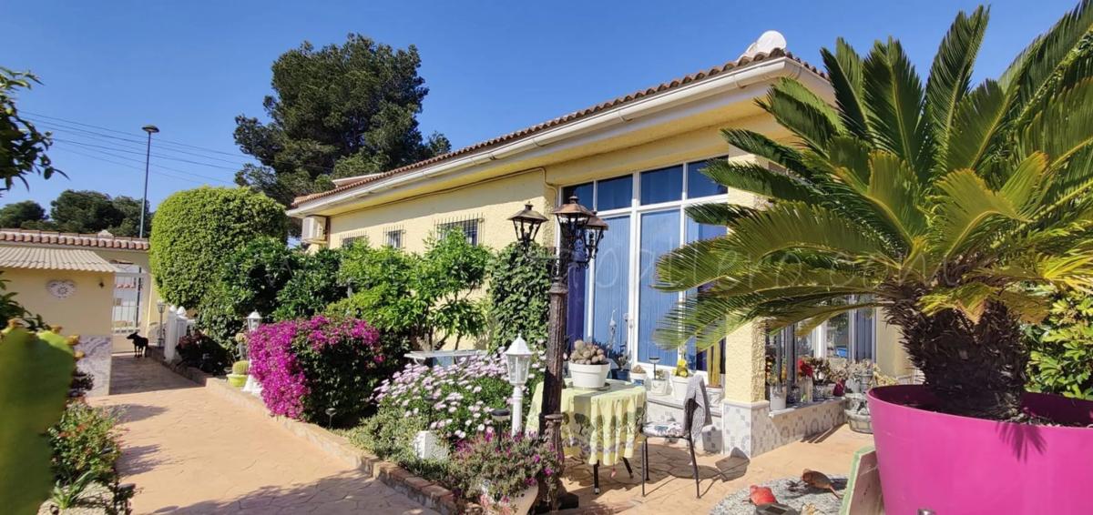 Venta de chalet independiente en Calle Magnolio, Pilar de la Horadada
photo 4