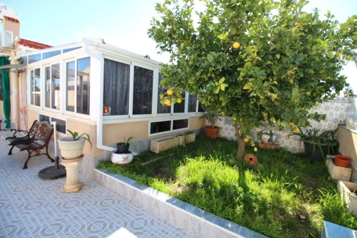 Venta de chalet adosado en  Avenida de Suècia , Pilar de la Horadada photo 4