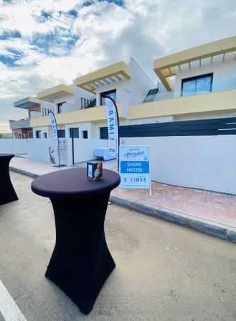 Chalet independiente en venta en Centro, Rojales
thumbnail 1