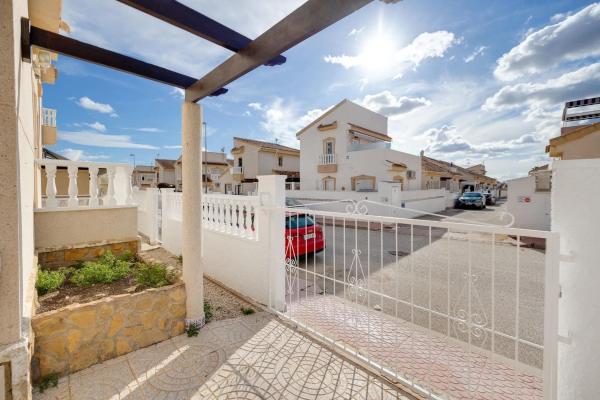 Chalet wolnostojący na sprzedaż w  Calle Cabezo Soler, Rojales photo 4