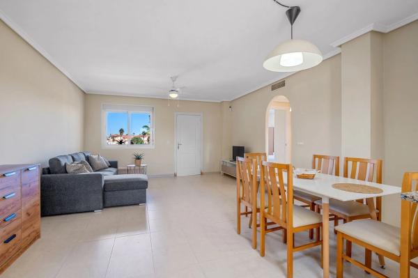 Sale of flat in Barrio Lo Marabú, Rojales
thumbnail 2