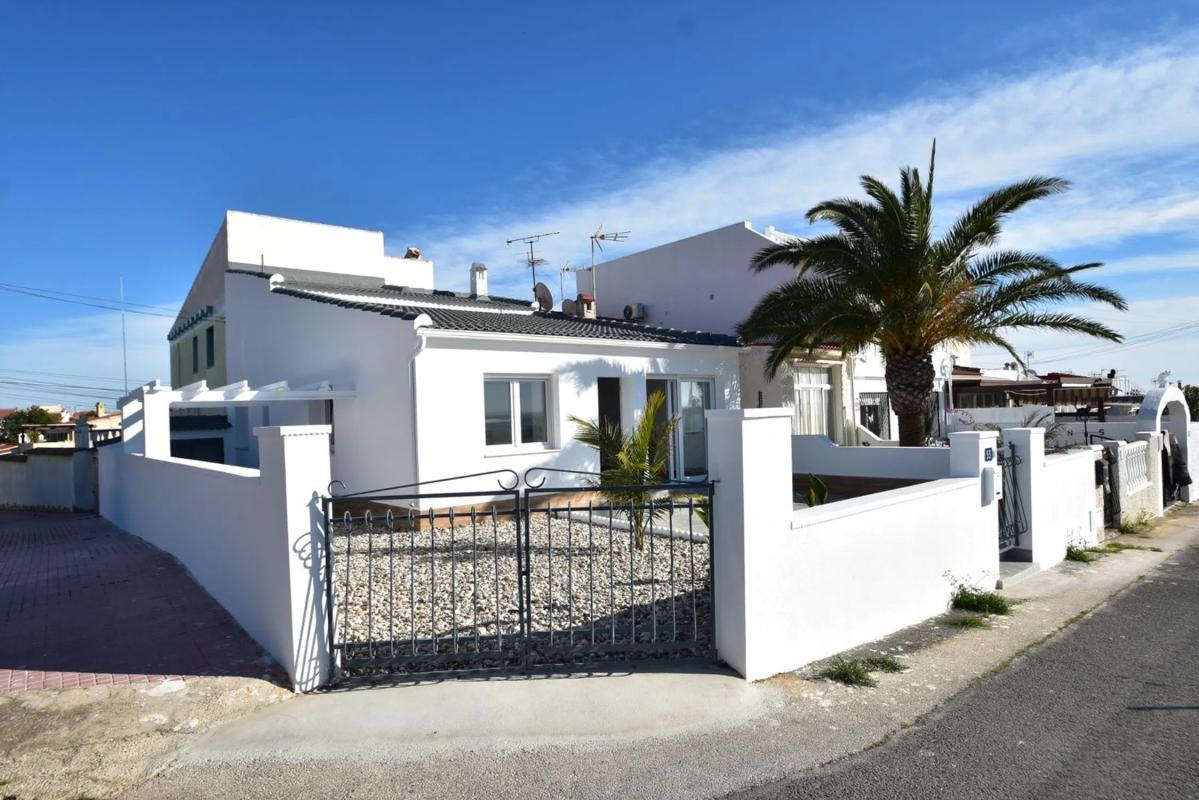 Sale of independent chalet in Barrio Rojales Hills - Rosa Bungalows, Rojales
photo 1