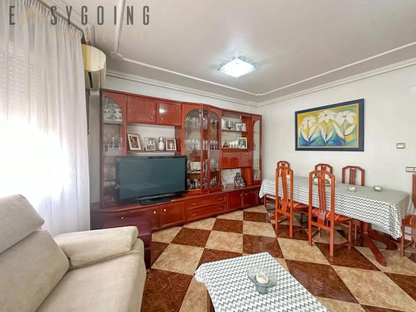 Venta de piso en Avenida de los Llanos, Rojales
thumbnail 1
