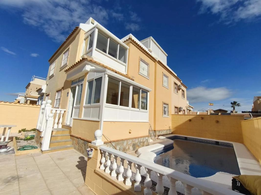 Venta de chalet independiente en Avenida de Gijón, 147, Rojales
photo 1