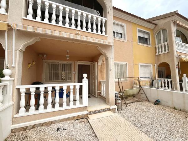 Sale of flat in Calle Santiago de Compostela Número 1, 51, Rojales
thumbnail 2