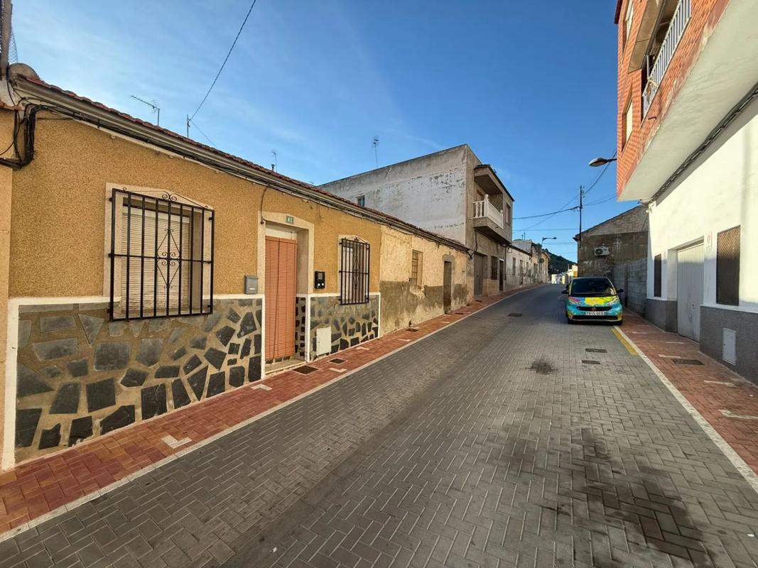 Sale of independent chalet in Calle Cecilio Aráez, Rojales
photo 2